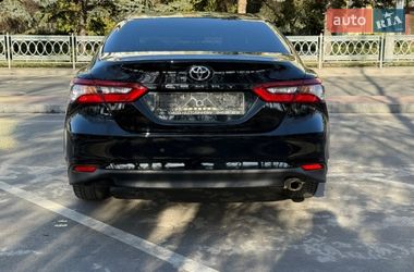 Седан Toyota Camry 2024 в Киеве