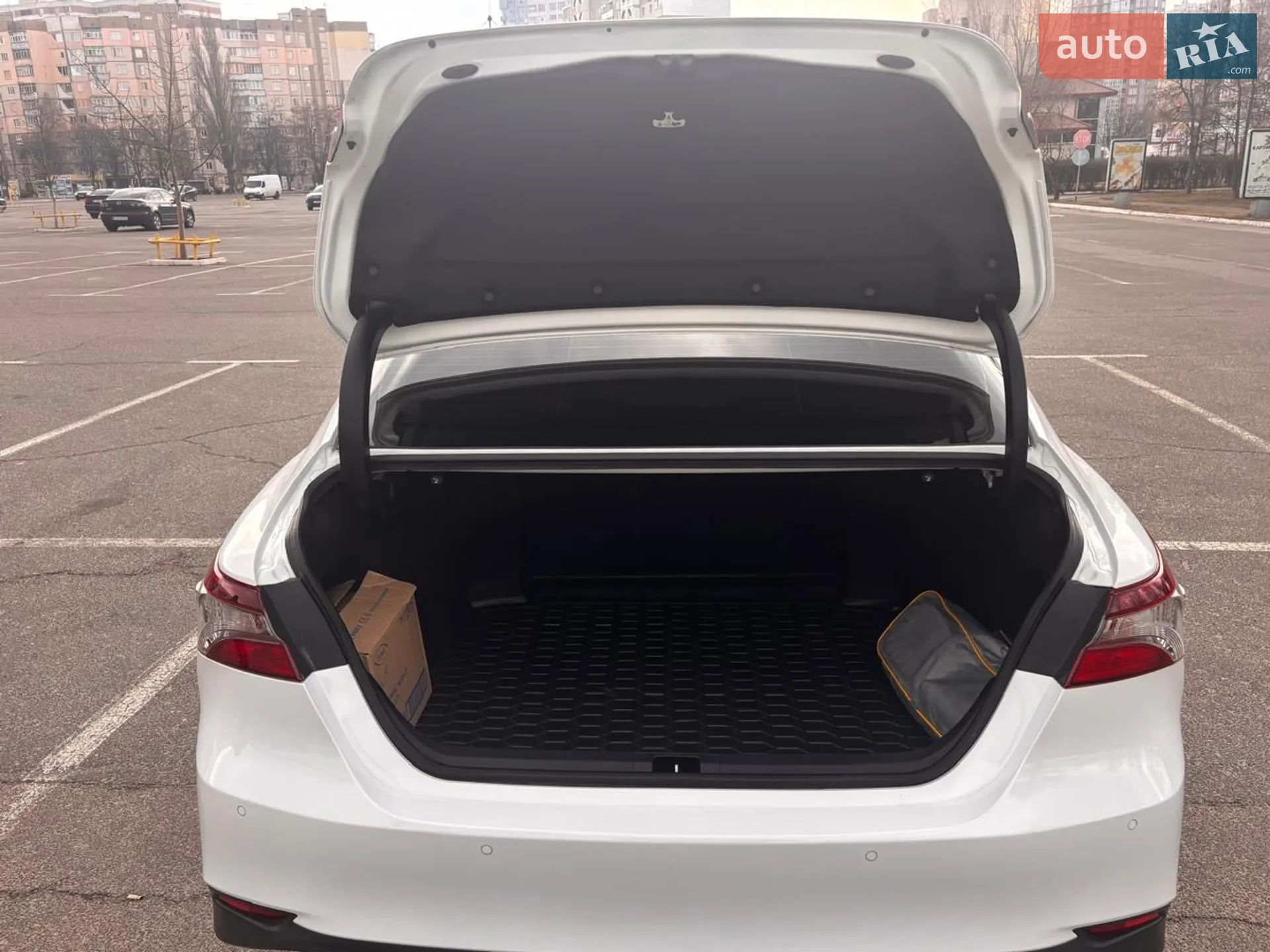 2022 Toyota Camry - мініатюра 22
