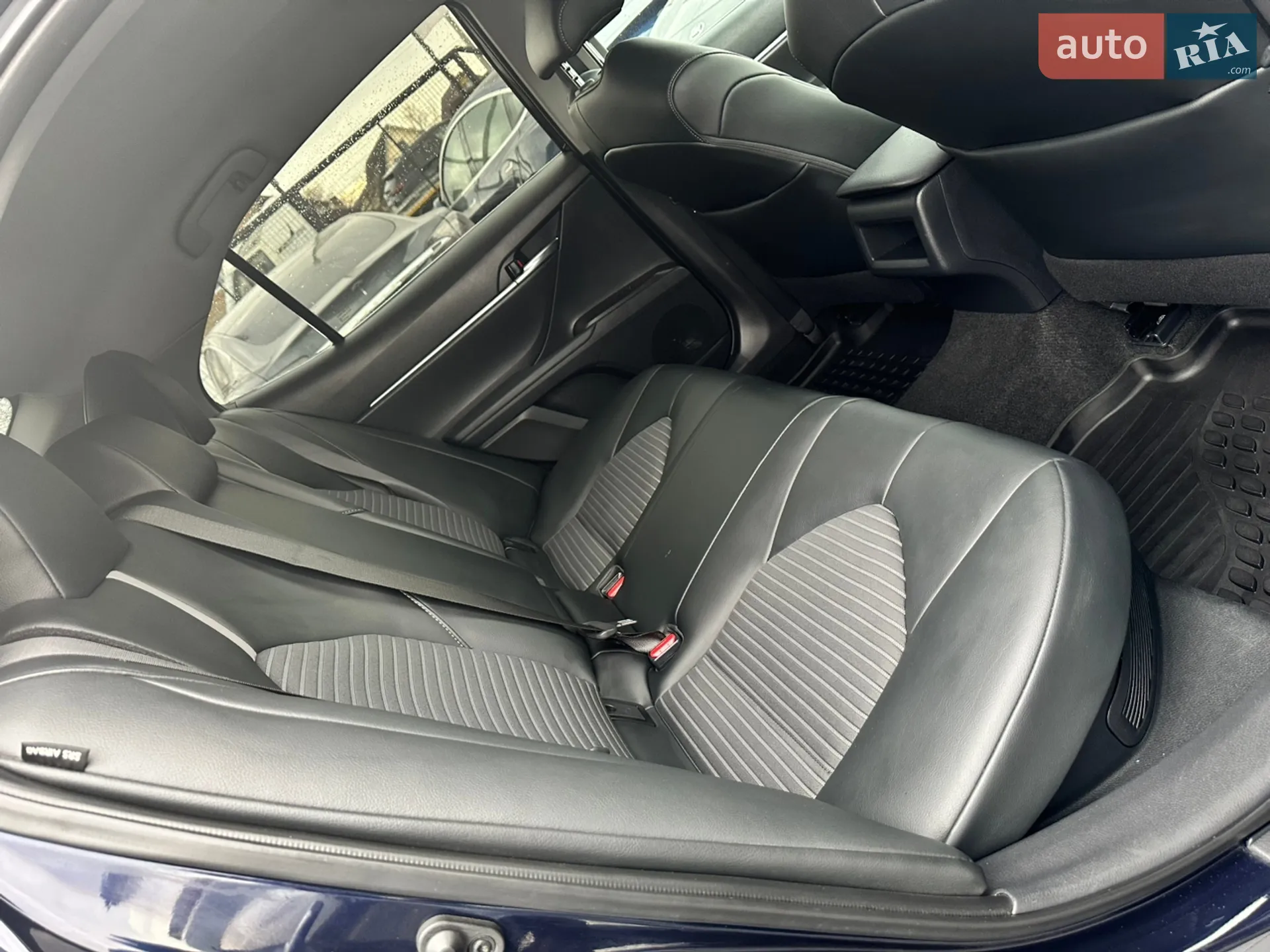 2021 Toyota Camry - мініатюра 38