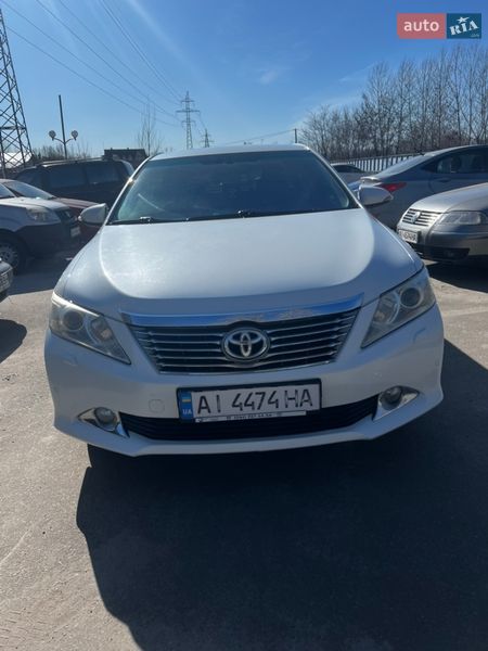Toyota Camry 2011
