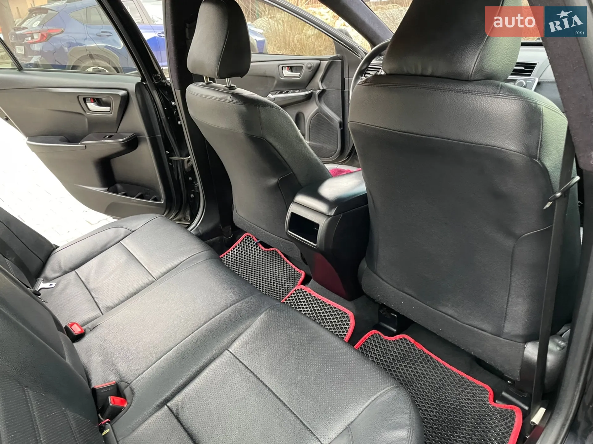2015 Toyota Camry - мініатюра 16