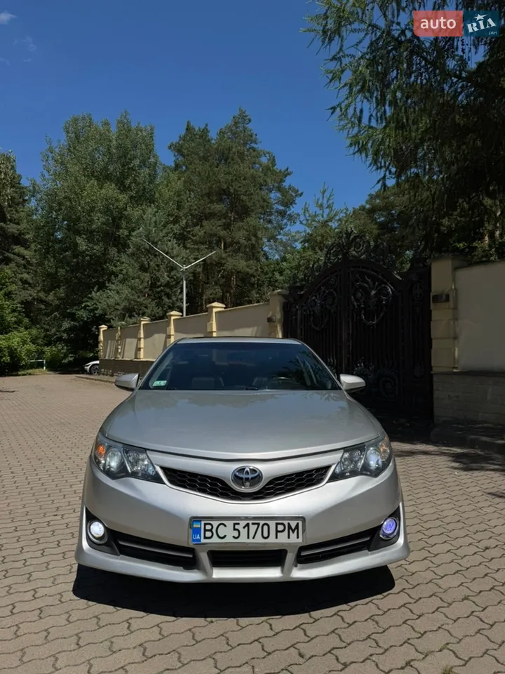 2014 Toyota Camry - мініатюра 18
