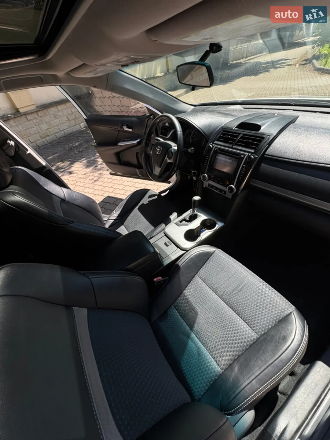 2014 Toyota Camry - мініатюра 19