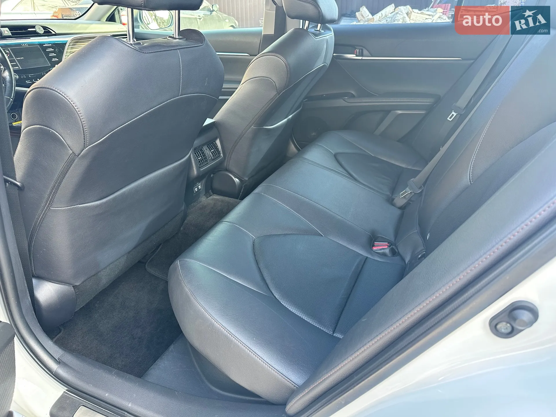 2020 Toyota Camry - мініатюра 28