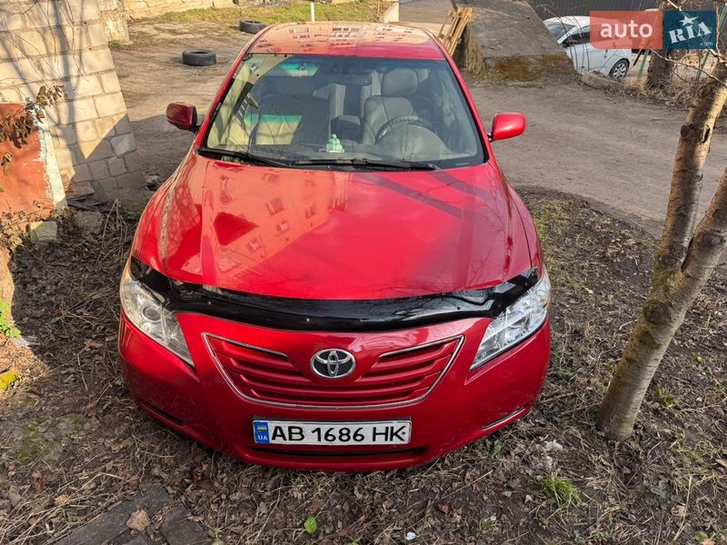 Седан Toyota Camry 2008 в Виннице