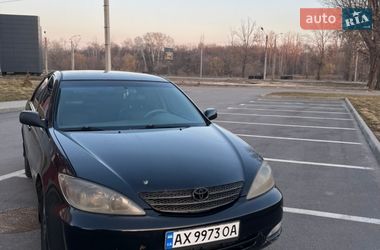 Седан Toyota Camry 2004 в Харькове