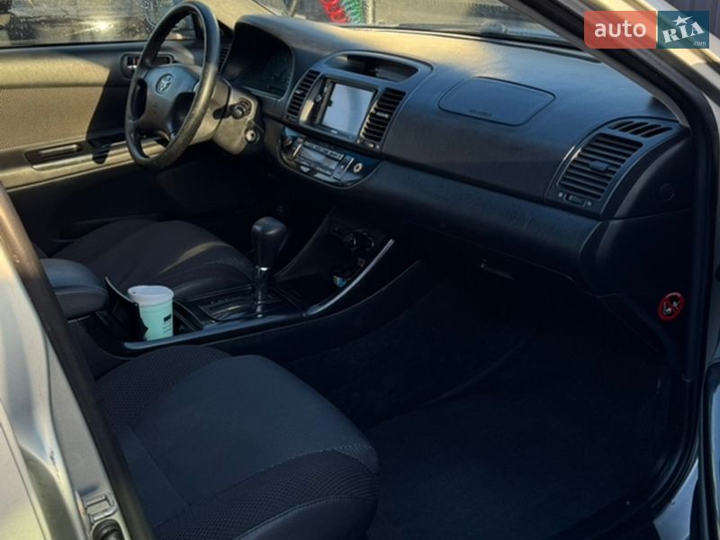 Седан Toyota Camry 2003 в Белой Церкви