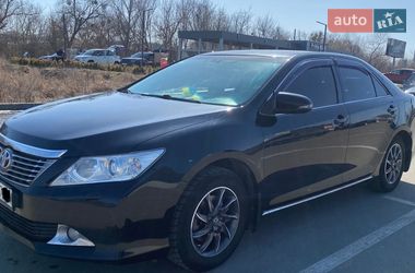 Седан Toyota Camry 2012 в Киеве