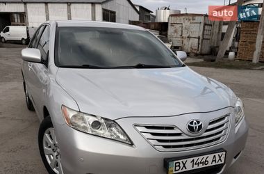 Седан Toyota Camry 2008 в Староконстантинове