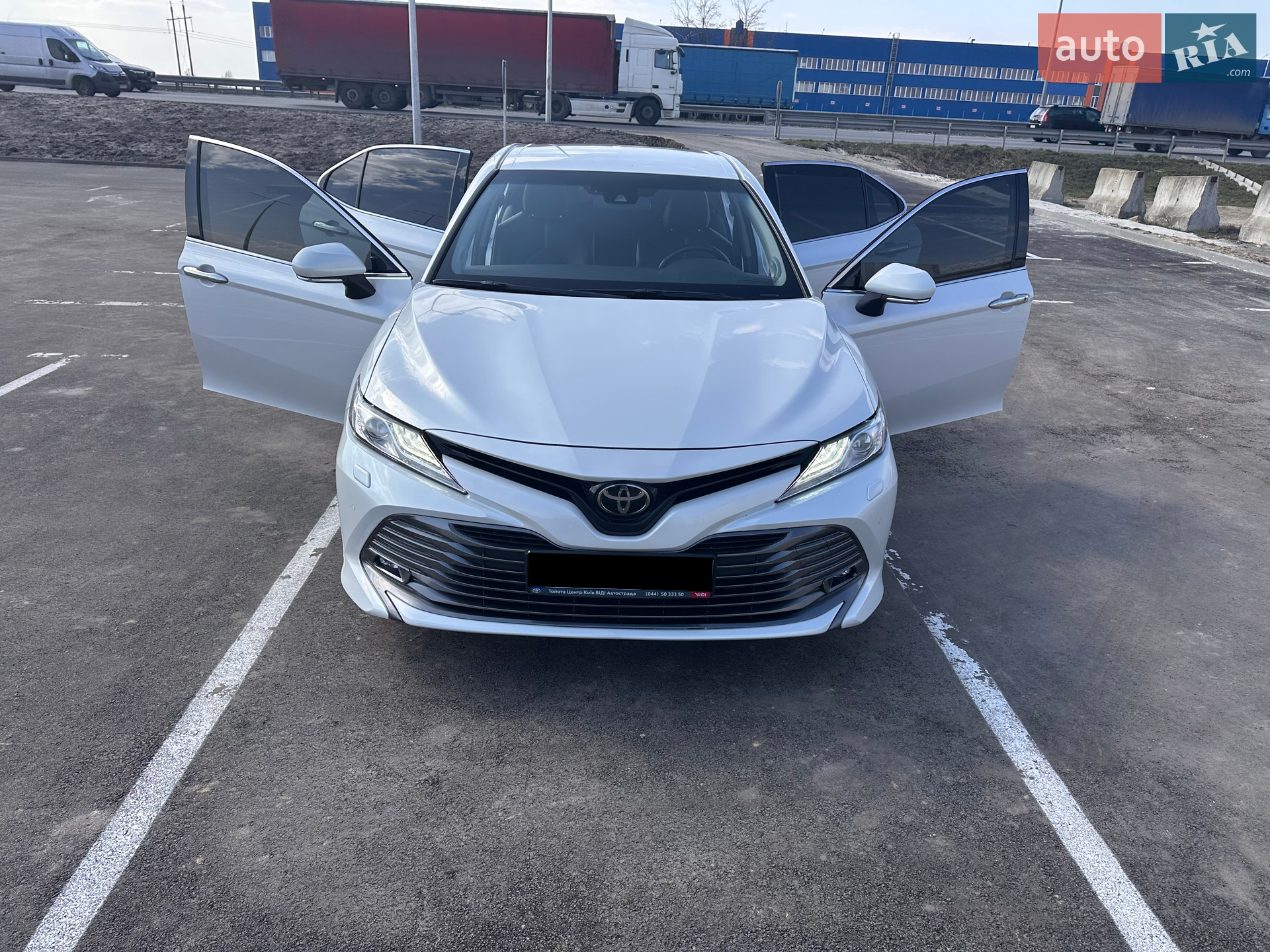 2020 Toyota Camry - мініатюра 5