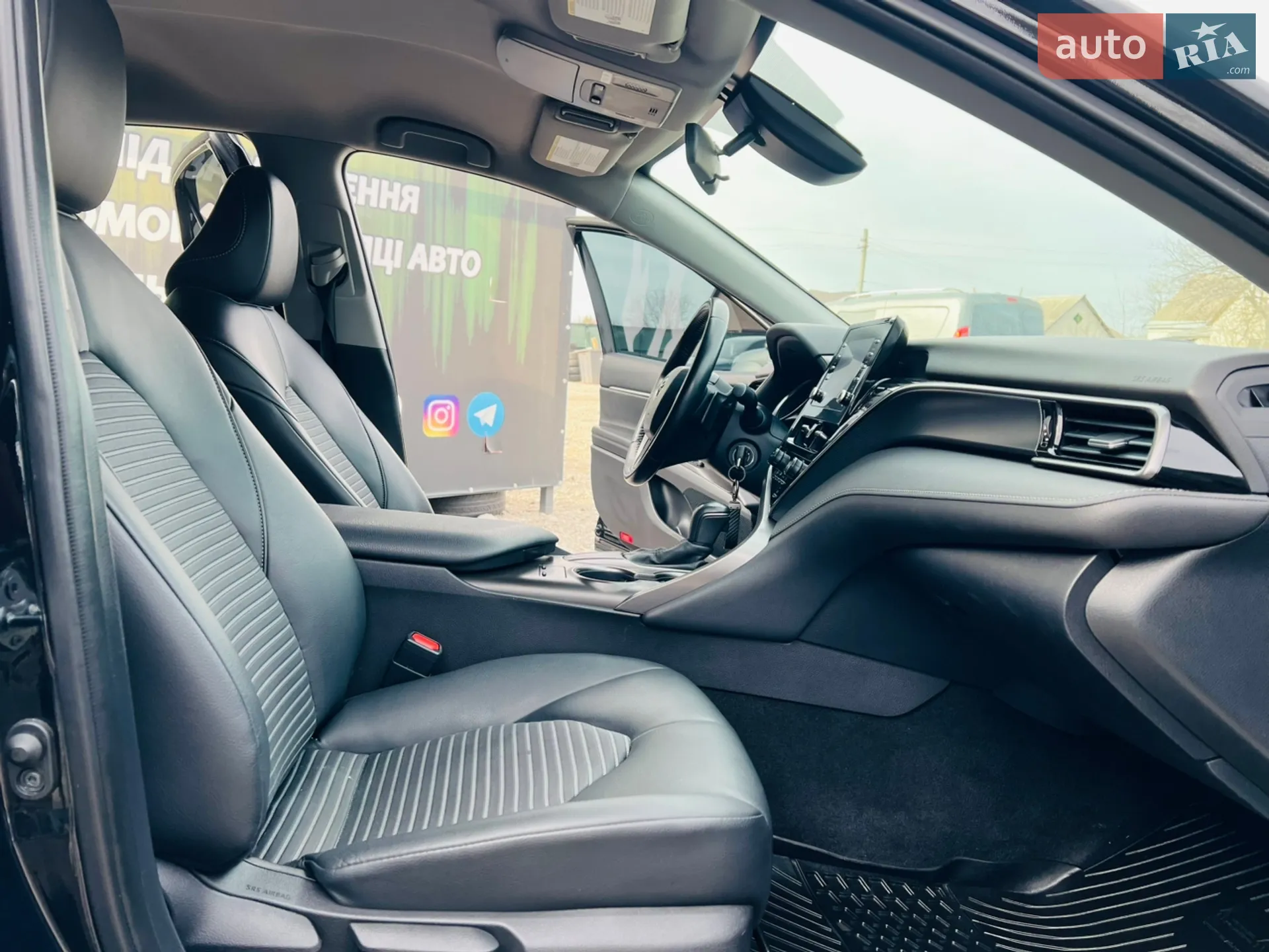 2021 Toyota Camry - мініатюра 20