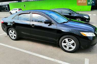 Седан Toyota Camry 2006 в Києві