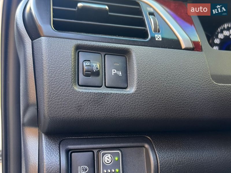 Седан Toyota Camry 2012 в Киеве