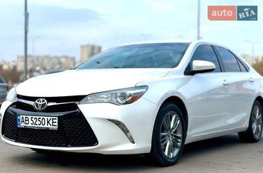 Седан Toyota Camry 2015 в Вінниці