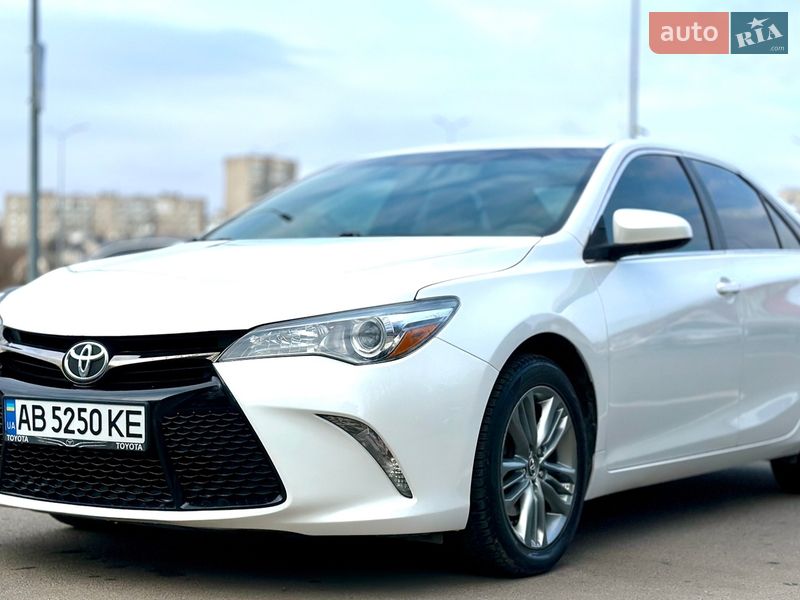 Toyota Camry 2015