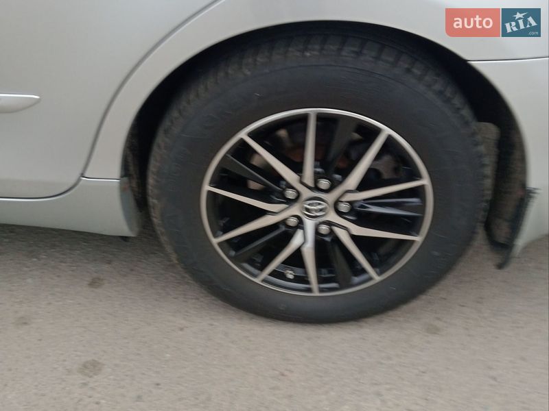 Седан Toyota Camry 2008 в Житомирі