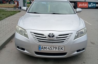 Седан Toyota Camry 2008 в Житомире