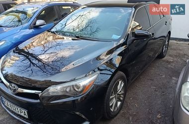 Седан Toyota Camry 2017 в Киеве