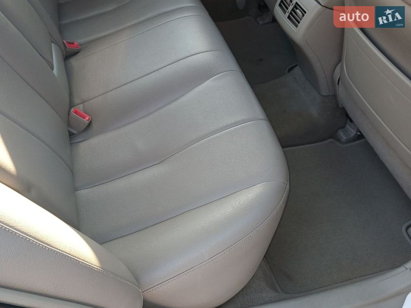 Седан Toyota Camry 2011 в Кременчуге