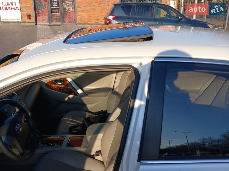 Седан Toyota Camry 2011 в Кременчуге