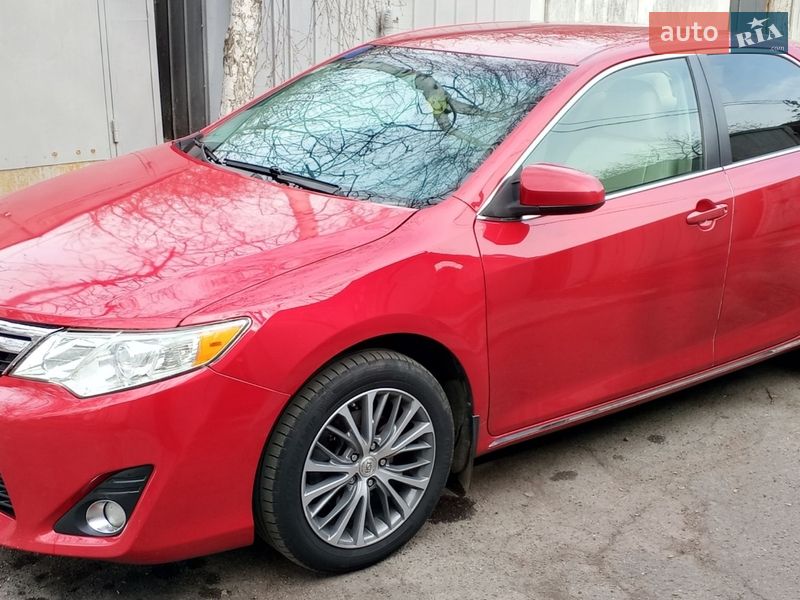Седан Toyota Camry 2013 в Одессе