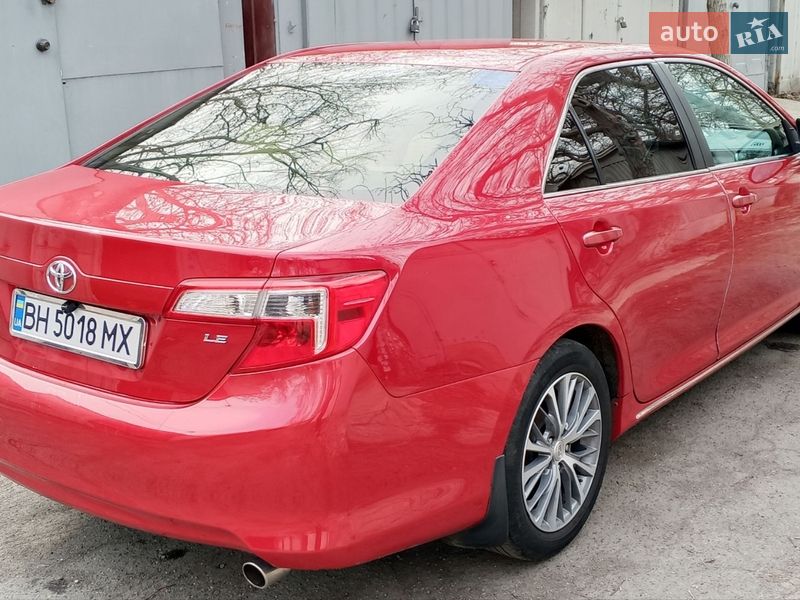 Седан Toyota Camry 2013 в Одессе