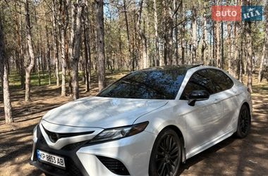 Седан Toyota Camry 2021 в Никополе