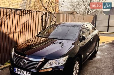 Седан Toyota Camry 2012 в Чернігові