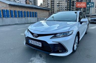 Седан Toyota Camry 2021 в Киеве