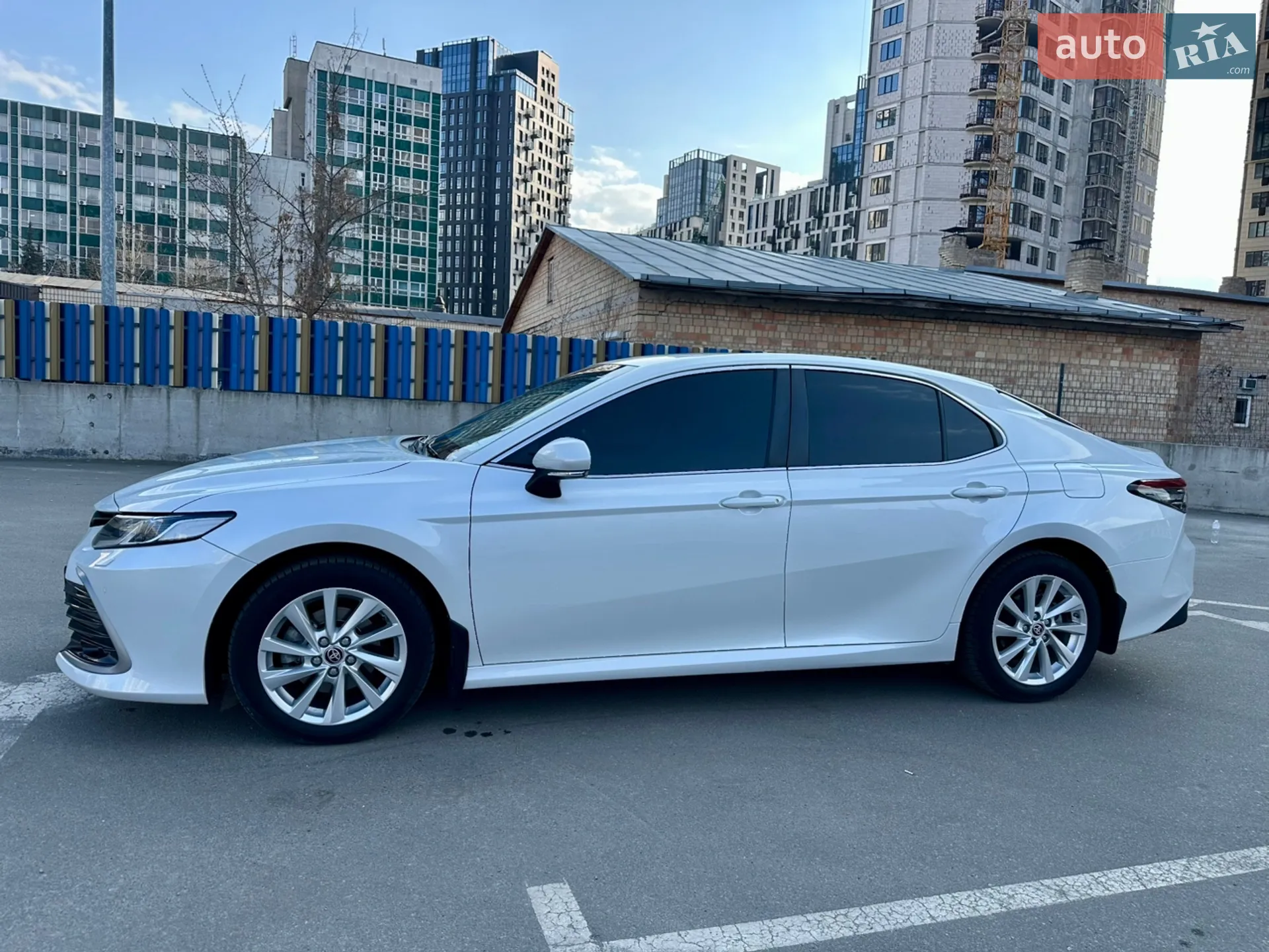 2021 Toyota Camry - мініатюра 6