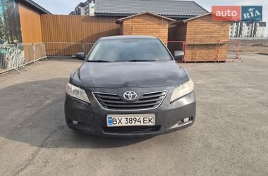 Седан Toyota Camry 2008 в Киеве
