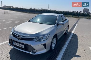 Седан Toyota Camry 2015 в Одессе