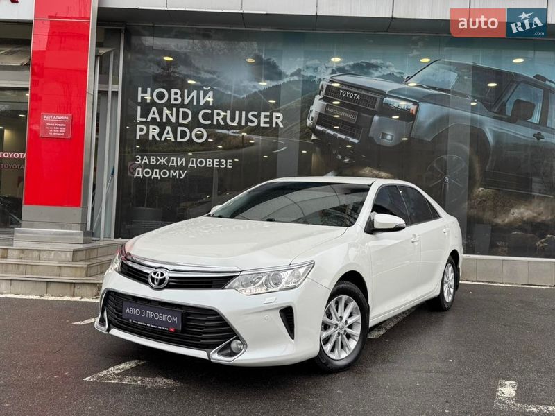 Седан Toyota Camry 2016 в Одессе