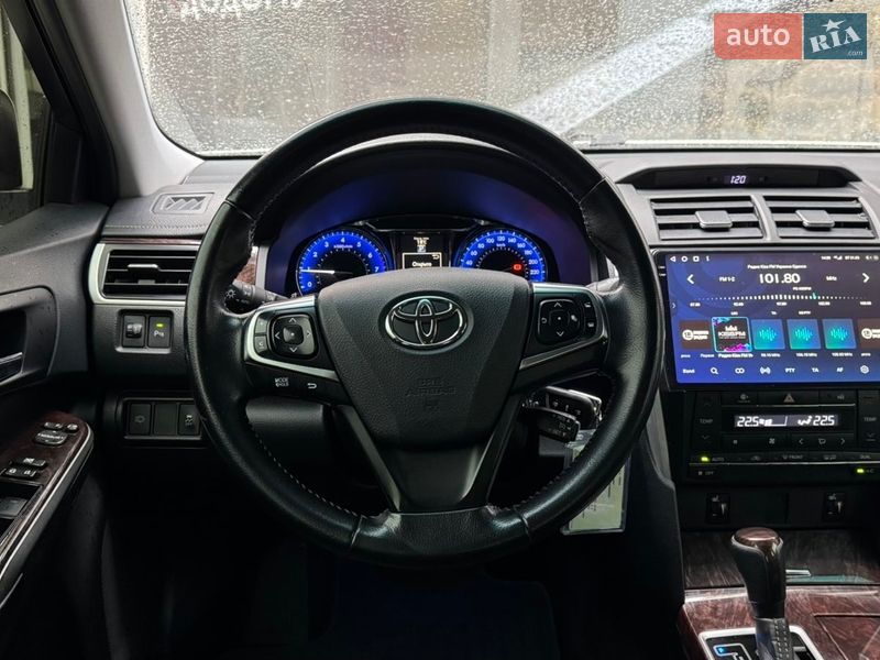 Седан Toyota Camry 2016 в Одессе