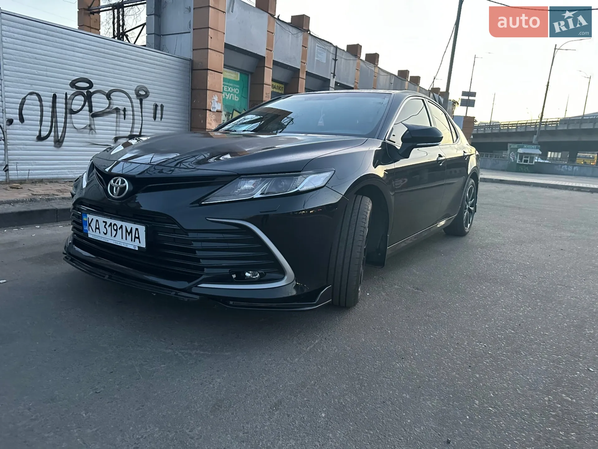 2022 Toyota Camry - мініатюра 2