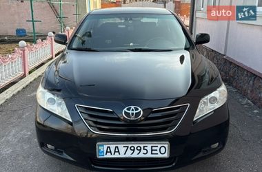 Седан Toyota Camry 2008 в Киеве