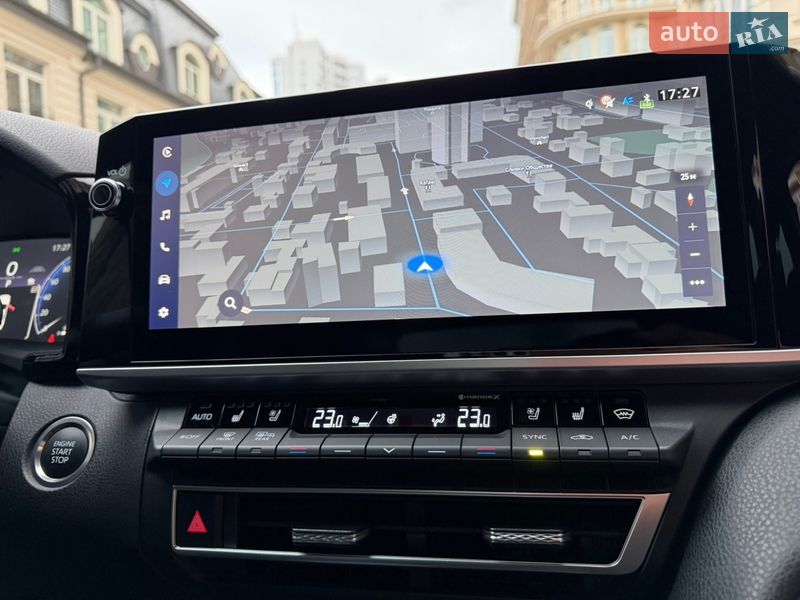 Седан Toyota Camry 2025 в Киеве