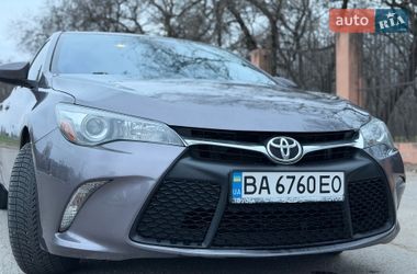 Седан Toyota Camry 2015 в Кропивницькому