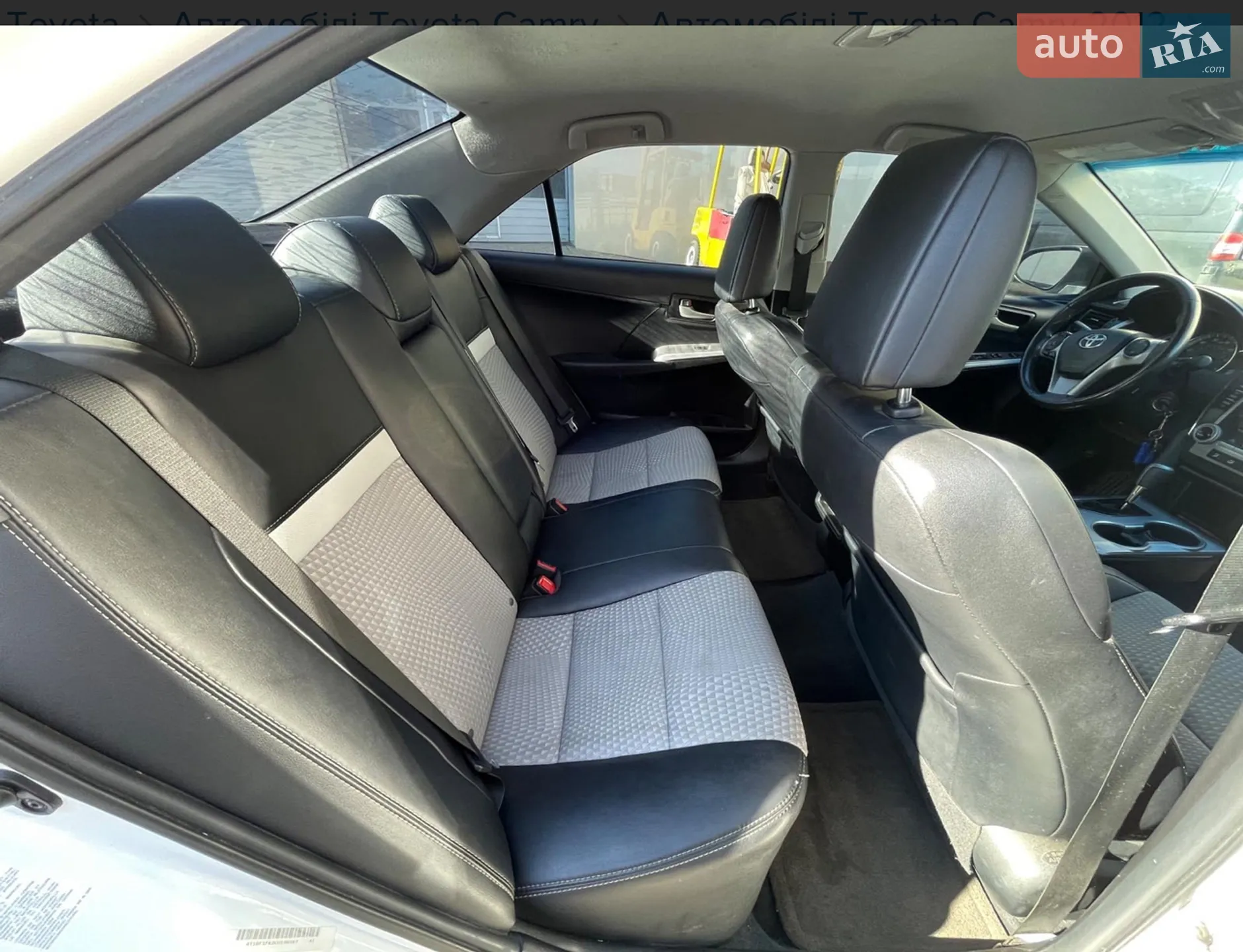 2012 Toyota Camry - мініатюра 22