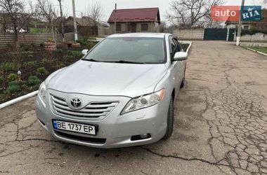Седан Toyota Camry 2008 в Доманевке
