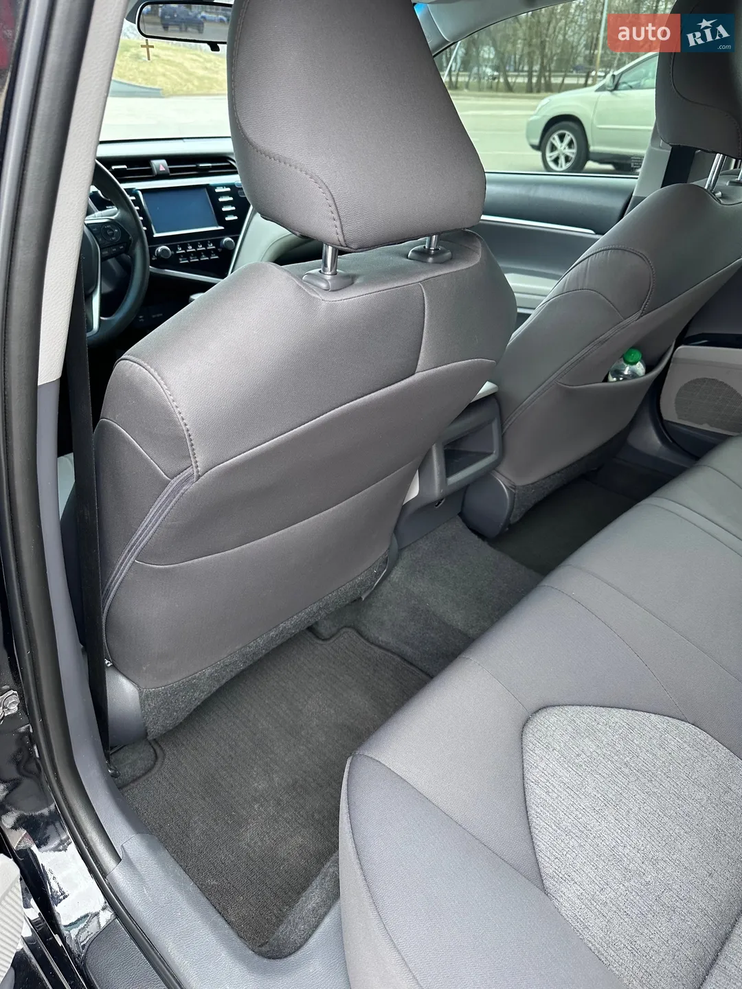 2018 Toyota Camry - мініатюра 19