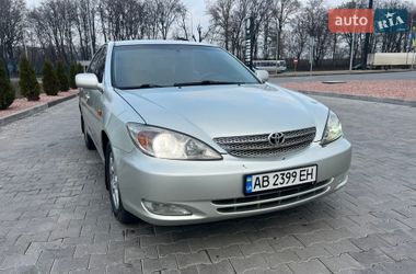 Седан Toyota Camry 2002 в Виннице