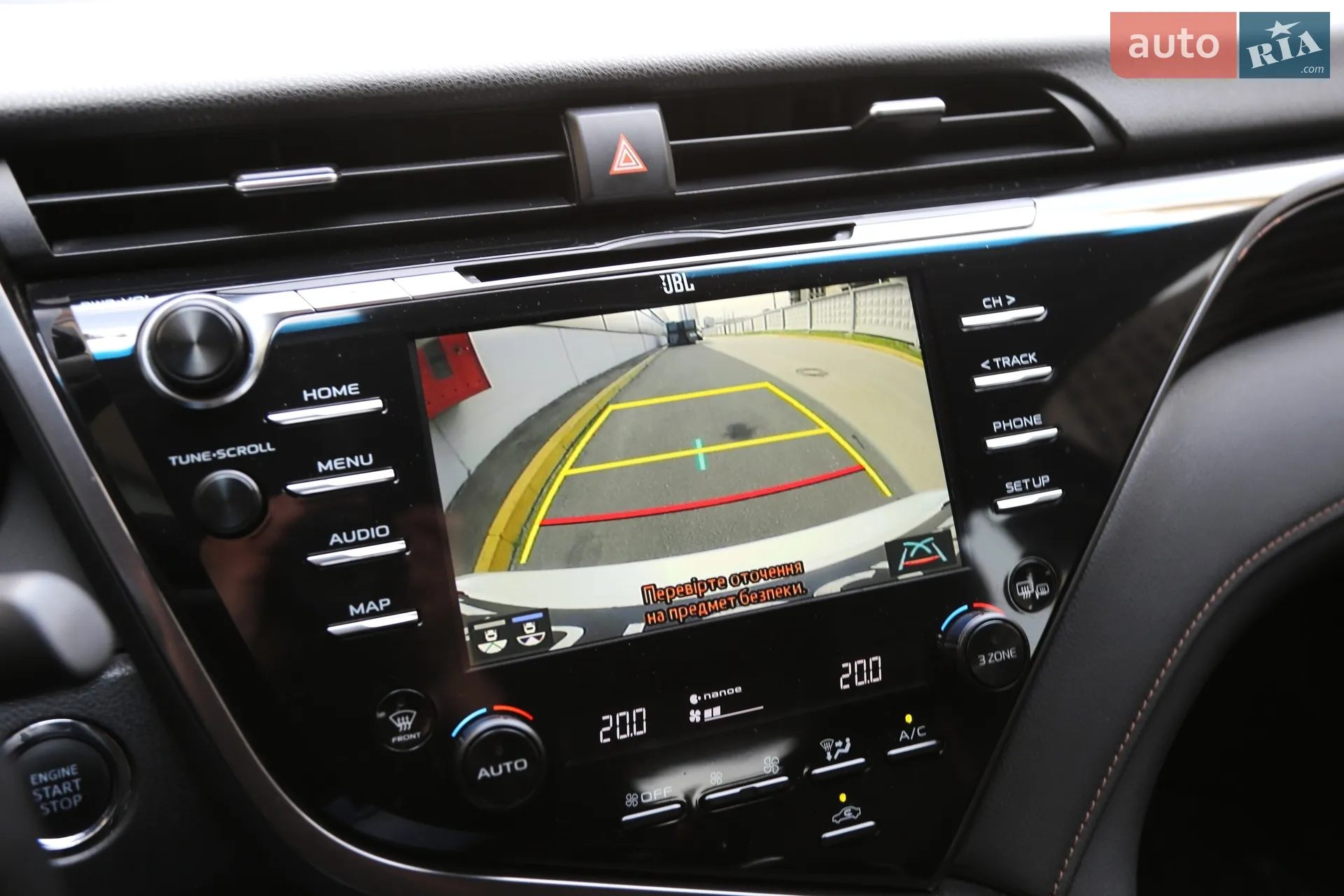 2020 Toyota Camry - мініатюра 20