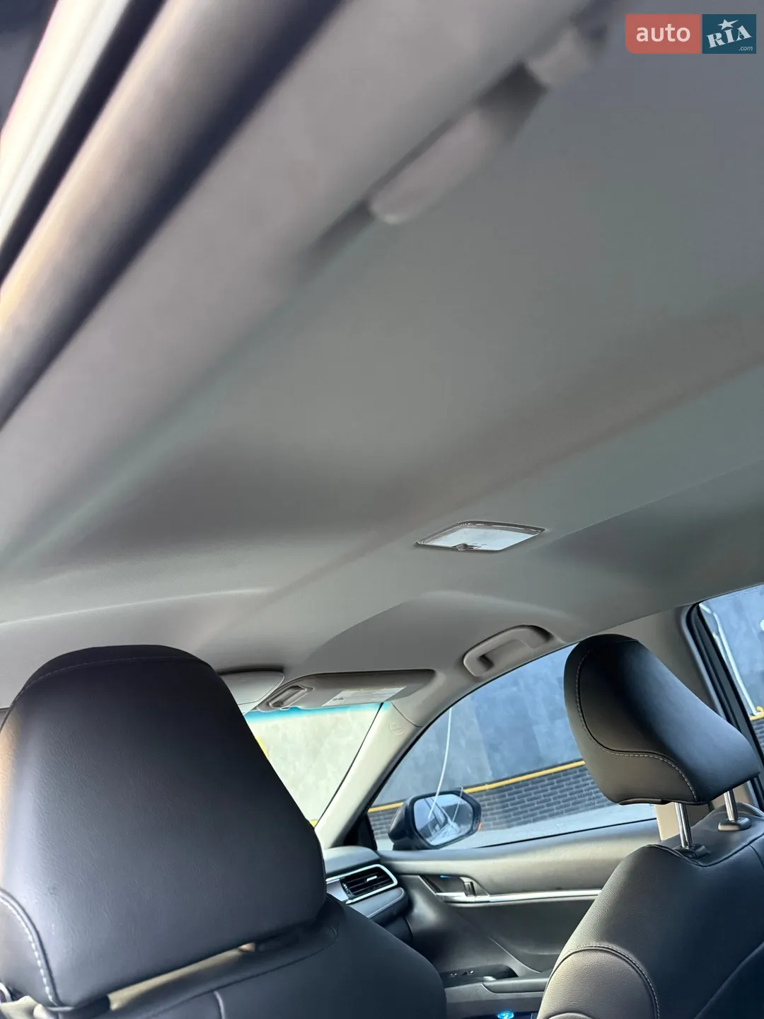 2018 Toyota Camry - мініатюра 9