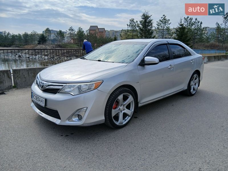 Toyota Camry 2012