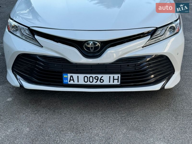 Toyota Camry 2018