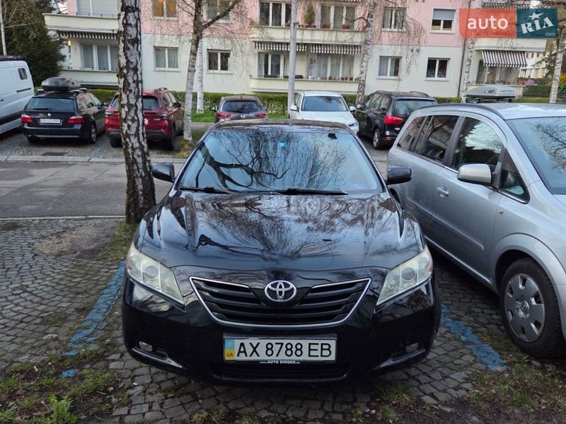 Седан Toyota Camry 2007 в Ивано-Франковске