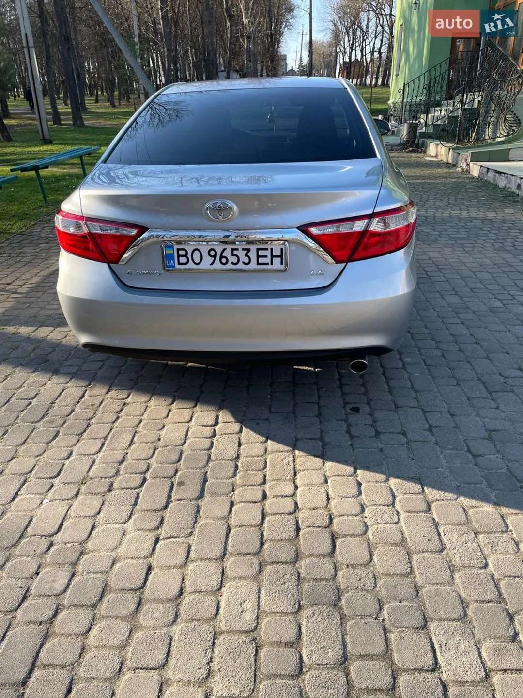 2016 Toyota Camry - мініатюра 2