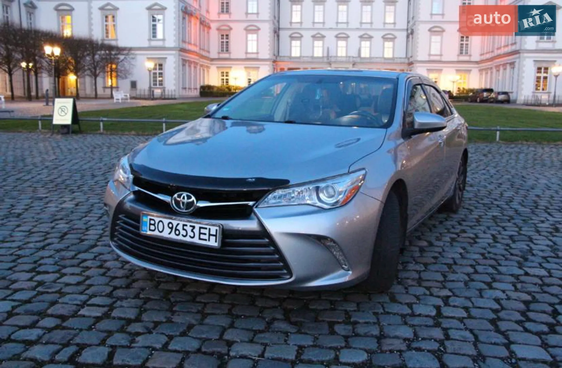2016 Toyota Camry - мініатюра 21