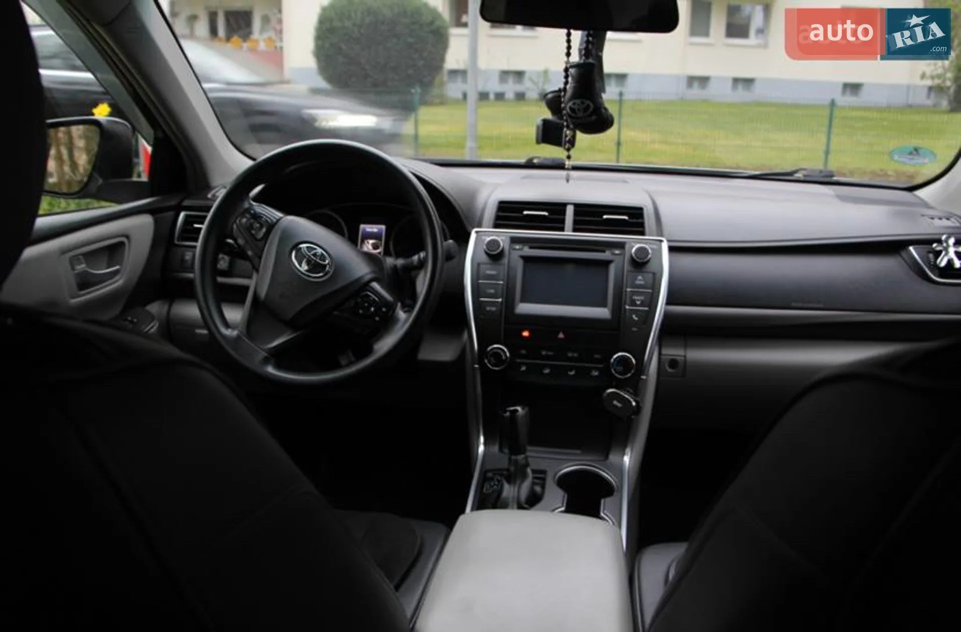 2016 Toyota Camry - мініатюра 41